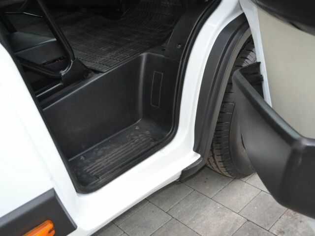 Белый Фиат Дукато, объемом двигателя 2.3 л и пробегом 130 тыс. км за 9800 $, фото 6 на Automoto.ua