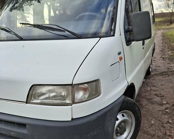 Белый Фиат Дукато, объемом двигателя 1.93 л и пробегом 385 тыс. км за 2000 $, фото 4 на Automoto.ua