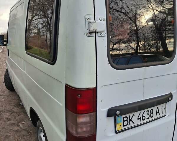 Белый Фиат Дукато, объемом двигателя 1.93 л и пробегом 385 тыс. км за 2000 $, фото 1 на Automoto.ua
