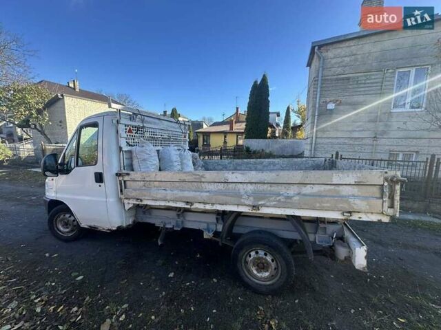 Білий Фіат Дукато, об'ємом двигуна 2.8 л та пробігом 300 тис. км за 1800 $, фото 9 на Automoto.ua