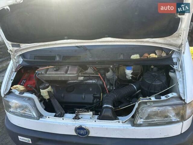 Білий Фіат Дукато, об'ємом двигуна 2.8 л та пробігом 300 тис. км за 1800 $, фото 10 на Automoto.ua
