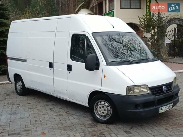 Белый Фиат Дукато, объемом двигателя 2.8 л и пробегом 380 тыс. км за 3650 $, фото 1 на Automoto.ua