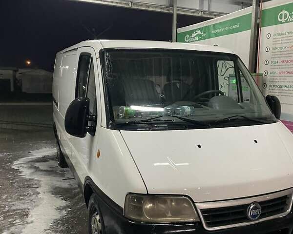 Белый Фиат Дукато, объемом двигателя 2.3 л и пробегом 434 тыс. км за 3350 $, фото 3 на Automoto.ua