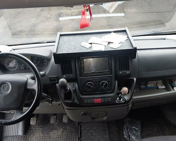 Белый Фиат Дукато, объемом двигателя 2.3 л и пробегом 500 тыс. км за 6850 $, фото 5 на Automoto.ua