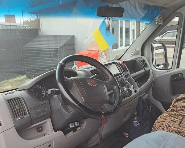 Білий Фіат Дукато, об'ємом двигуна 2.3 л та пробігом 483 тис. км за 7400 $, фото 8 на Automoto.ua