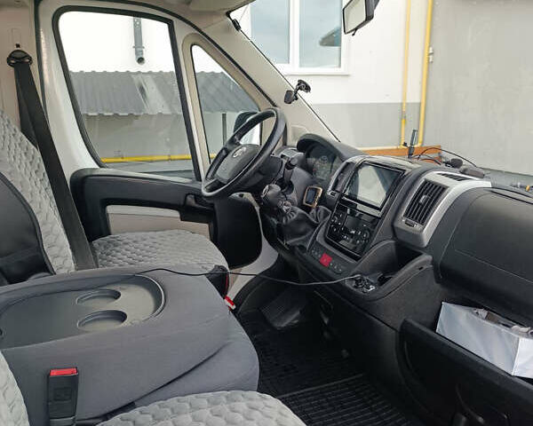 Белый Фиат Дукато, объемом двигателя 2.29 л и пробегом 350 тыс. км за 13500 $, фото 22 на Automoto.ua