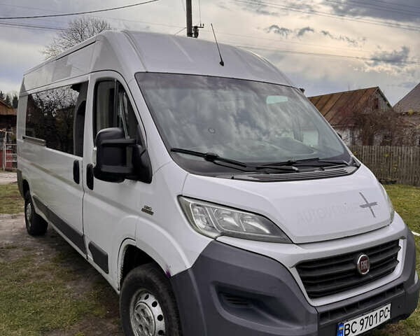 Белый Фиат Дукато, объемом двигателя 2.29 л и пробегом 390 тыс. км за 10000 $, фото 1 на Automoto.ua