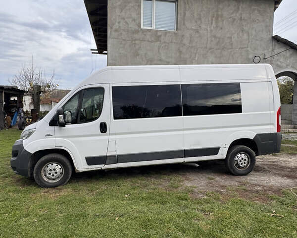 Белый Фиат Дукато, объемом двигателя 2.29 л и пробегом 390 тыс. км за 10000 $, фото 5 на Automoto.ua