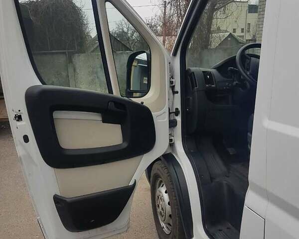 Білий Фіат Дукато, об'ємом двигуна 2.3 л та пробігом 244 тис. км за 16100 $, фото 13 на Automoto.ua