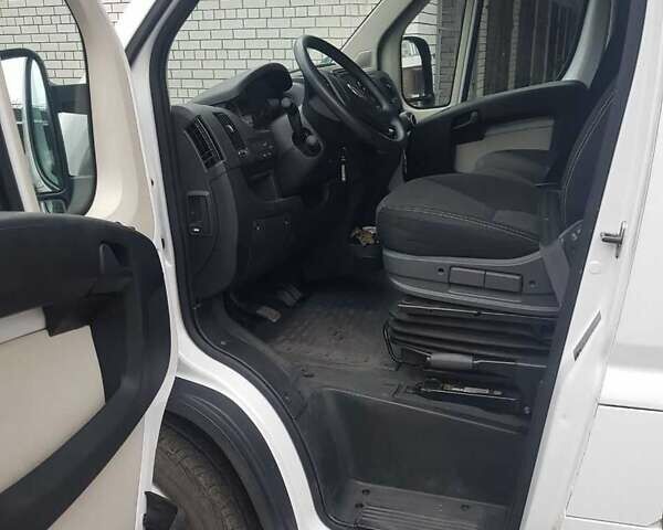 Білий Фіат Дукато, об'ємом двигуна 2.3 л та пробігом 244 тис. км за 16100 $, фото 14 на Automoto.ua