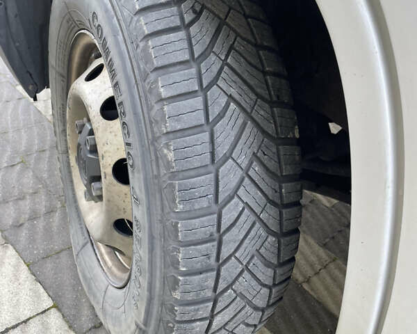 Белый Фиат Дукато, объемом двигателя 2.3 л и пробегом 440 тыс. км за 17300 $, фото 7 на Automoto.ua