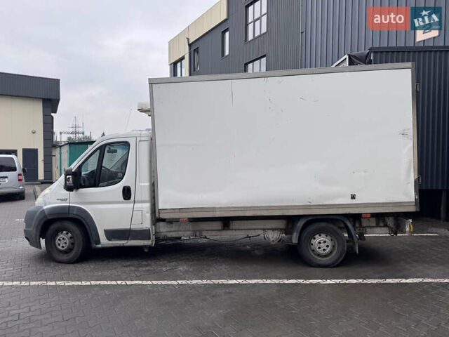 Белый Фиат Дукато, объемом двигателя 2.29 л и пробегом 250 тыс. км за 9700 $, фото 1 на Automoto.ua