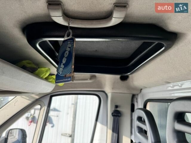 Білий Фіат Дукато, об'ємом двигуна 3 л та пробігом 284 тис. км за 15400 $, фото 3 на Automoto.ua
