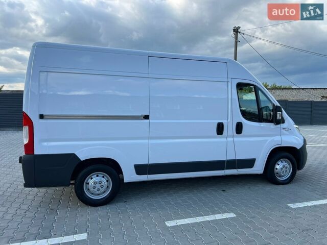 Белый Фиат Дукато, объемом двигателя 2.3 л и пробегом 250 тыс. км за 13800 $, фото 64 на Automoto.ua
