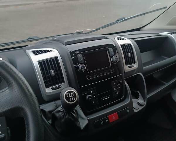 Білий Фіат Дукато, об'ємом двигуна 2.5 л та пробігом 390 тис. км за 17200 $, фото 8 на Automoto.ua