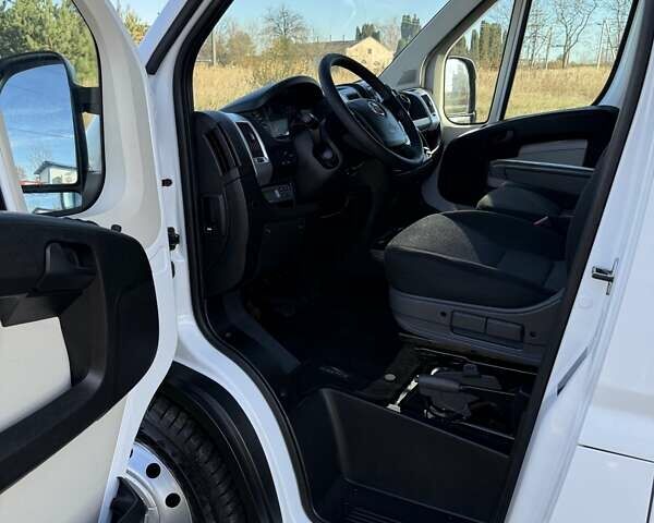 Белый Фиат Дукато, объемом двигателя 2.3 л и пробегом 235 тыс. км за 20499 $, фото 23 на Automoto.ua