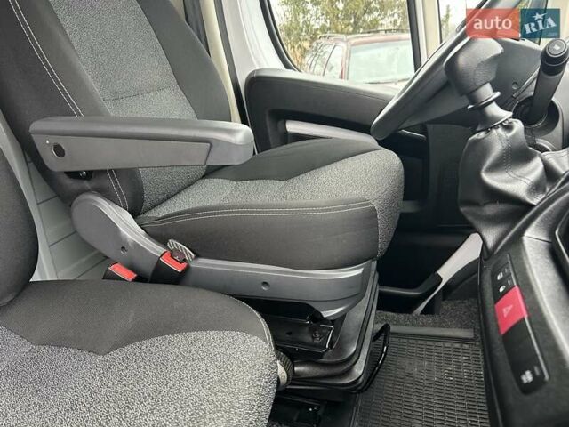Белый Фиат Дукато, объемом двигателя 2.3 л и пробегом 260 тыс. км за 18800 $, фото 17 на Automoto.ua