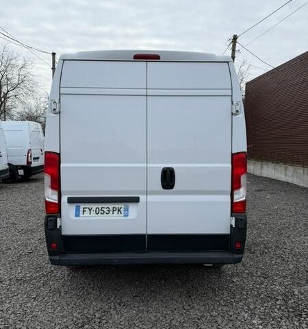 Белый Фиат Дукато, объемом двигателя 2.3 л и пробегом 364 тыс. км за 19900 $, фото 7 на Automoto.ua