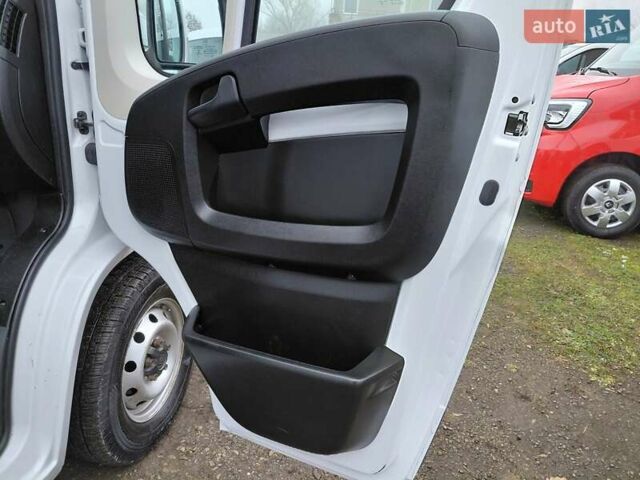 Білий Фіат Дукато, об'ємом двигуна 2.3 л та пробігом 160 тис. км за 21000 $, фото 51 на Automoto.ua