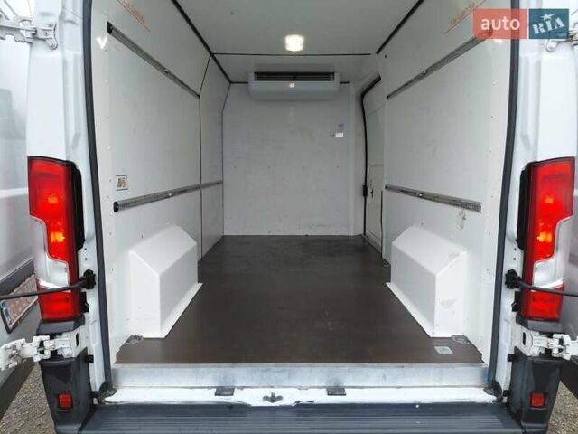 Білий Фіат Дукато, об'ємом двигуна 2.3 л та пробігом 160 тис. км за 21000 $, фото 16 на Automoto.ua