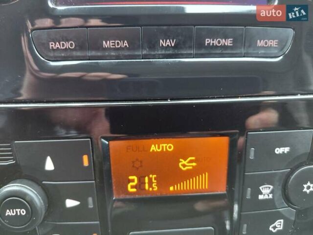 Білий Фіат Дукато, об'ємом двигуна 2.3 л та пробігом 160 тис. км за 21000 $, фото 56 на Automoto.ua