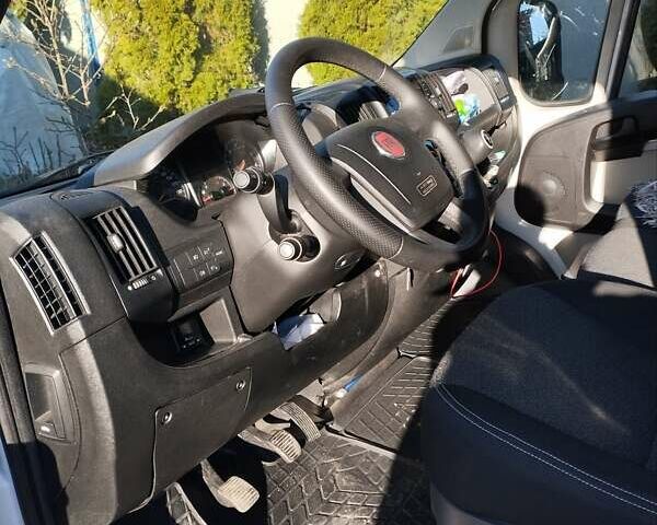 Белый Фиат Дукато, объемом двигателя 3 л и пробегом 490 тыс. км за 12100 $, фото 4 на Automoto.ua