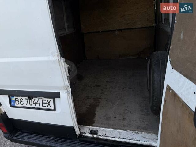 Белый Фиат Дукато, объемом двигателя 2.29 л и пробегом 310 тыс. км за 8300 $, фото 6 на Automoto.ua