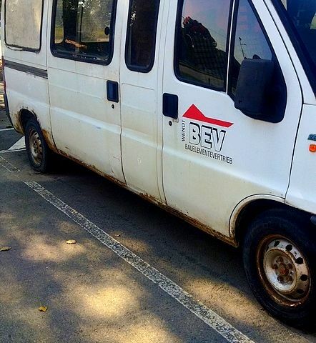 Белый Фиат Дукато, объемом двигателя 2.5 л и пробегом 325 тыс. км за 2000 $, фото 2 на Automoto.ua
