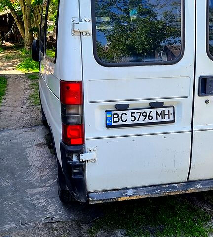 Белый Фиат Дукато, объемом двигателя 2.8 л и пробегом 320 тыс. км за 3500 $, фото 3 на Automoto.ua