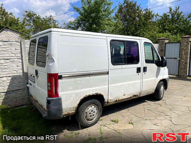 Белый Фиат Дукато, объемом двигателя 2.8 л и пробегом 335 тыс. км за 2450 $, фото 2 на Automoto.ua