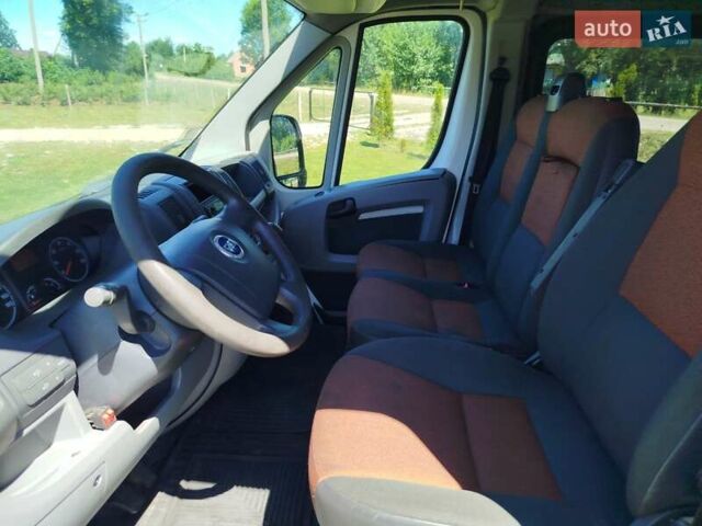 Белый Фиат Дукато, объемом двигателя 2.3 л и пробегом 350 тыс. км за 3900 $, фото 13 на Automoto.ua