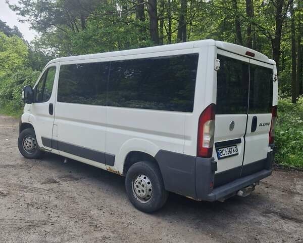 Белый Фиат Дукато, объемом двигателя 2.3 л и пробегом 279 тыс. км за 7200 $, фото 3 на Automoto.ua