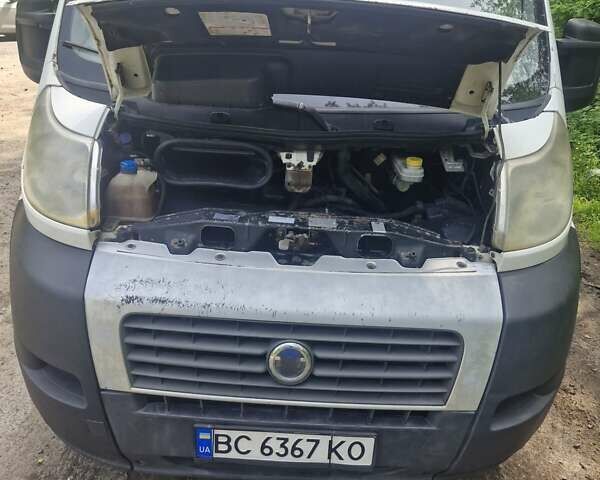 Белый Фиат Дукато, объемом двигателя 2.3 л и пробегом 279 тыс. км за 7200 $, фото 16 на Automoto.ua