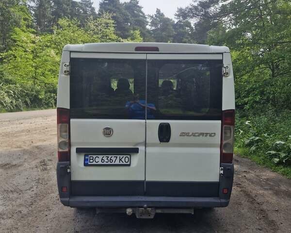 Белый Фиат Дукато, объемом двигателя 2.3 л и пробегом 279 тыс. км за 7200 $, фото 4 на Automoto.ua