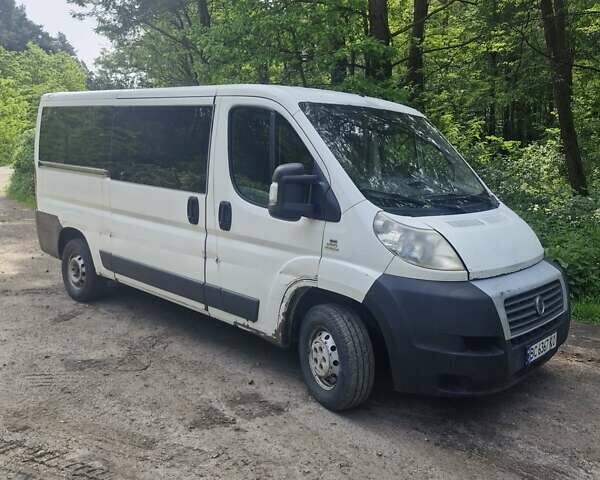 Белый Фиат Дукато, объемом двигателя 2.3 л и пробегом 279 тыс. км за 7200 $, фото 7 на Automoto.ua