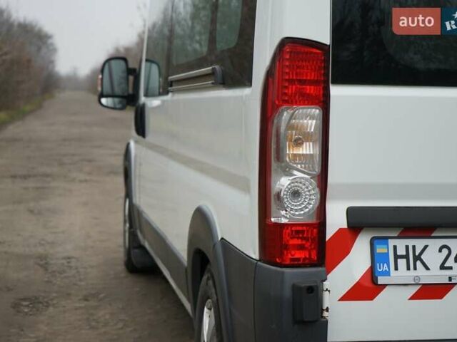 Белый Фиат Дукато, объемом двигателя 2.29 л и пробегом 240 тыс. км за 15450 $, фото 7 на Automoto.ua