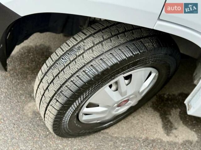 Фиат Дукато 2023 в Киеве на Automoto.ua Белый Фиат Дукато, объемом двигателя 2.18 л и пробегом 5 тыс. км за 39900 $, фото 23 на Automoto.ua