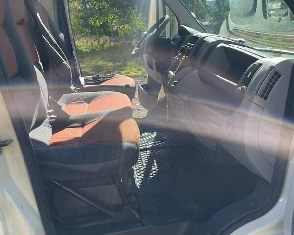Бежевий Фіат Дукато, об'ємом двигуна 2.29 л та пробігом 400 тис. км за 6200 $, фото 8 на Automoto.ua