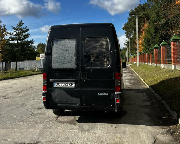 Черный Фиат Дукато, объемом двигателя 2.5 л и пробегом 388 тыс. км за 2900 $, фото 3 на Automoto.ua