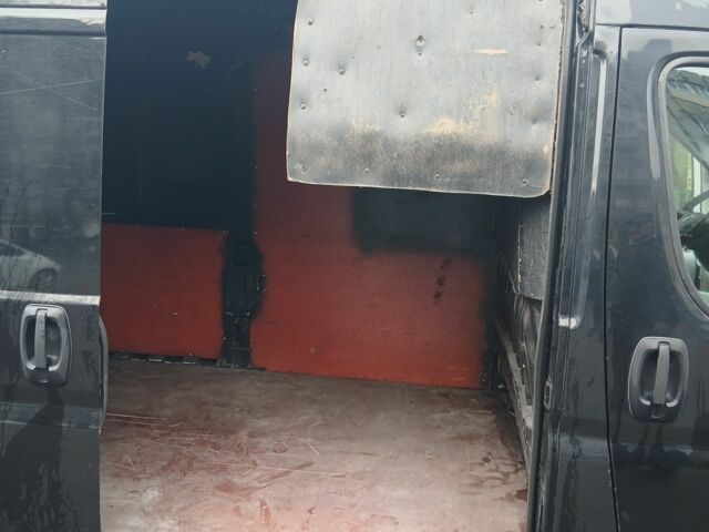 Черный Фиат Дукато, объемом двигателя 2.3 л и пробегом 394 тыс. км за 8100 $, фото 5 на Automoto.ua