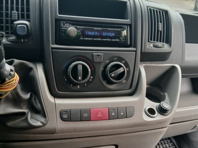 Черный Фиат Дукато, объемом двигателя 2.3 л и пробегом 394 тыс. км за 8100 $, фото 6 на Automoto.ua