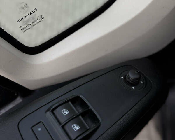 Черный Фиат Дукато, объемом двигателя 3 л и пробегом 470 тыс. км за 12500 $, фото 9 на Automoto.ua