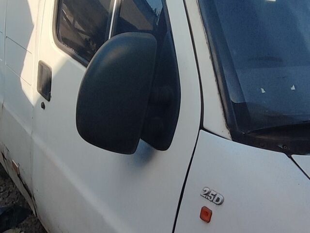 Белый Фиат Дукато груз., объемом двигателя 0 л и пробегом 12 тыс. км за 2000 $, фото 4 на Automoto.ua