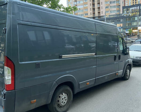 Серый Фиат Дукато груз., объемом двигателя 3 л и пробегом 340 тыс. км за 8499 $, фото 4 на Automoto.ua