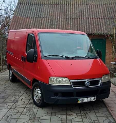 Красный Фиат Дукато, объемом двигателя 2.3 л и пробегом 298 тыс. км за 5000 $, фото 5 на Automoto.ua