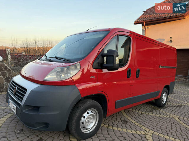 Красный Фиат Дукато, объемом двигателя 2.29 л и пробегом 247 тыс. км за 9700 $, фото 2 на Automoto.ua