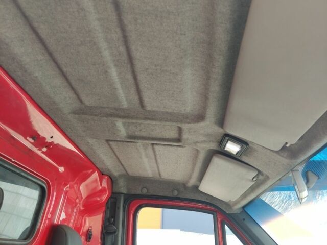 Красный Фиат Дукато, объемом двигателя 2.4 л и пробегом 333 тыс. км за 3300 $, фото 5 на Automoto.ua