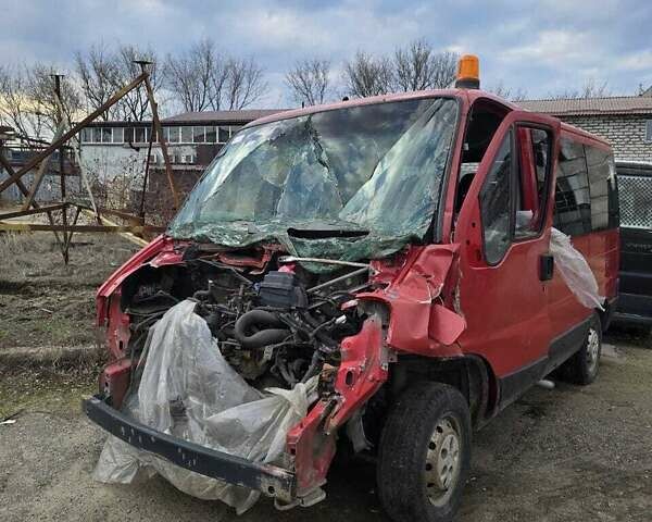 Красный Фиат Дукато, объемом двигателя 2 л и пробегом 300 тыс. км за 3000 $, фото 2 на Automoto.ua