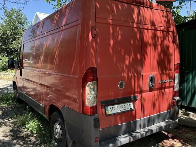 Красный Фиат Дукато, объемом двигателя 2.3 л и пробегом 644 тыс. км за 6200 $, фото 4 на Automoto.ua