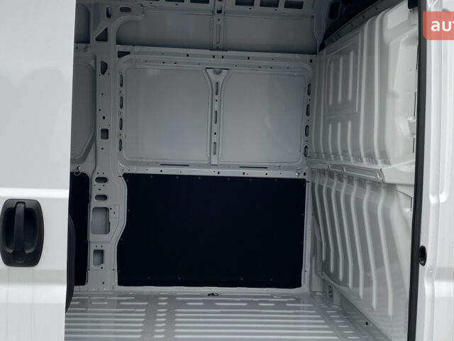 купить новое авто Фиат Дукато 2024 года от официального дилера Автомир Hyundai, Nissan, Fiat Фиат фото